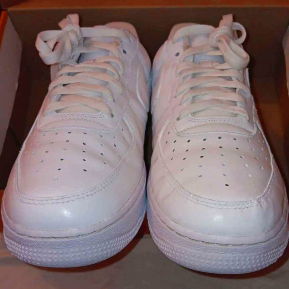 White Air Force 1
